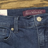 Gloria Vanderbilt Amanda High Rise Straight-Leg Jeans Frisco Blue 10P Short