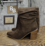 Universal Thread Womens Junie Tall Boots 90974925 Brown 7M