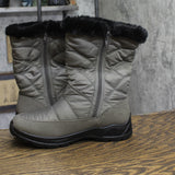 Easy Street Cuddle Winter Snow Boots with Faux Fur Lining CUDDL Black / Gray 8M