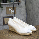 Bandolino Womens Nuri Slip On Peep Toe Wedge Heels BNNURI7 White 11M