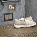 Clarks Comfort Flats with Cushioned Lightweight Sole Sand Textile Brown 5.5M