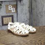 Universal Thread Winnie Studded Fisherman Sandals 92562772 White / Gold 6M