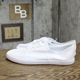 Universal Thread Women's Lunea Lace-Up Sneakers 76726877