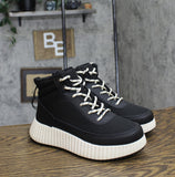 Universal Thread Womens Shyla Platform Hiker Boots 91308329 Black 6M