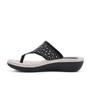 Cliffs By White Mountain Calling Women's Thong Sandal Black / Fabric 10M