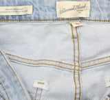 Universal Thread Womens High-Rise 90s Straight Jeans 88007520 Light Wash Blue 17