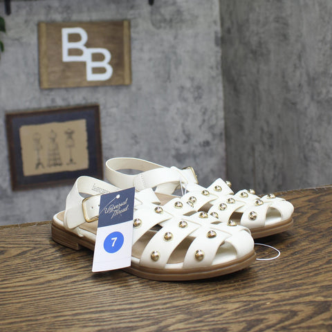 Universal Thread Winnie Studded Fisherman Sandals 92562772 White / Gold 7M