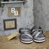 Bearpaw Leather Buckle Strappy Slip On Open Toe Sandals Black / Gray Multi 6M