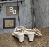 Adrienne Vittadini Womens Square Loop Band Wedge Sandals ANDO-59783 White 6.5M