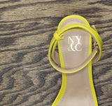 New York Company Womens Gwendolyn Kitten Heel Floral Yellow 6M