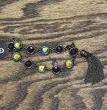 Guess Womens Fashion Stone Link Chain Tassel Bracelet Black / Green 7"