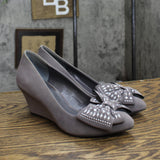 BCBGeneration Womens Vintage Suede Bow Wedge Heels 1673d196985af3 Gray 6M