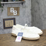 Universal Thread Womens Celia Floral Lace Mary Jane Espadrille Flats White 6.5M