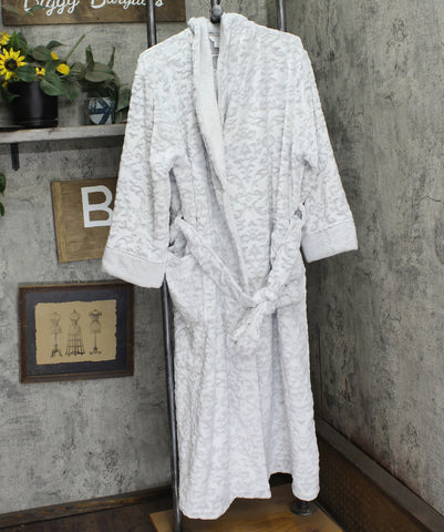 Charter Club Womens Plus Size Long Embossed Plush Robe 100192654WN Gray 1X