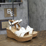 White Mountain Womens Simple Platform Wedge Sandal White Multi 7.5M
