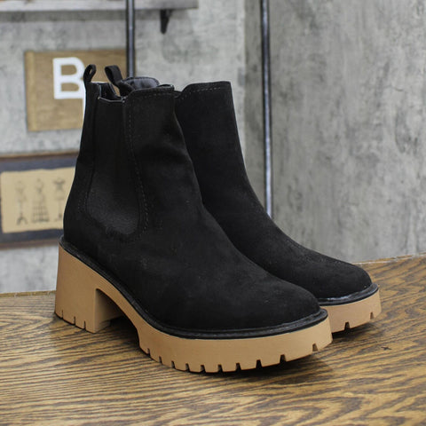 Universal Thread Women's Crispin Chelsea Boots 87933747 Black 9M