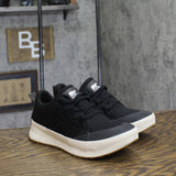 Sorel Womens Out N About III Waterproof Low Top Sneakers Black / Sea Salt 8M