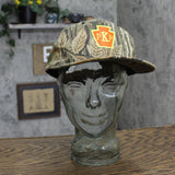 OC Mens Vintage Keystone Pump and Power Snapback Baseball Hat Brown Camo OS