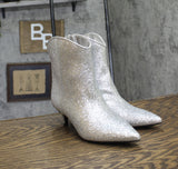 On 34th Womens Aatira Tulip Booties 10019682200 Silver Glitter Gray 5M