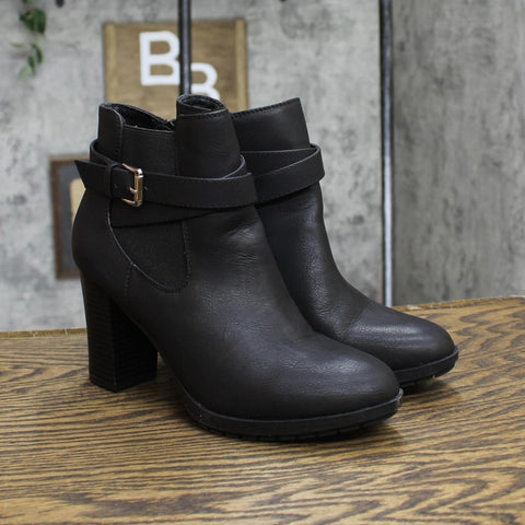 Style & Co. Goring Buckle Accent Cushioned Laleen Round Toe Block Heel Black 7M