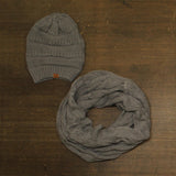 Wrapables Womens Chunky Knit Winter Infinity Scarf with Beanie 93987373 Gray