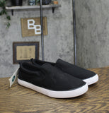 A New Day Womens Millie Twin Gore Slip-On Sneakers 80347012 Black 9M