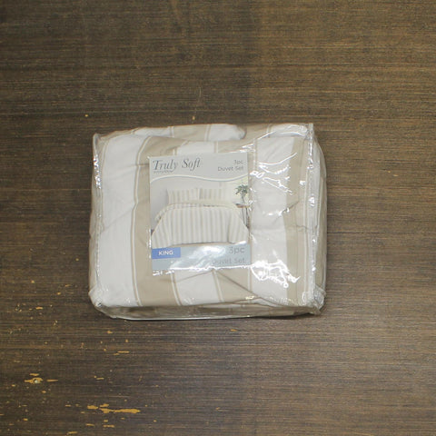 Truly Soft Aiden Stripe Duvet Set Polyester 3-Piece Beige Brown Stripe King