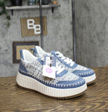 Universal Thread Persephone Sneakers with Memory Foam Insole Blue Denim 6.5M