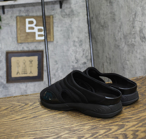 Easy Spirit Traciee Square Toe Casual Flat Sandals Black Patent Multi 7.5WW