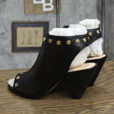 Vince Camuto Womens Edia Studded Leather Block Heels 1673ffbe887731 Black 6.5M