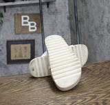 Guess Womens FABULON Sandal Two Strap GWFABULON5 Ivory 7M