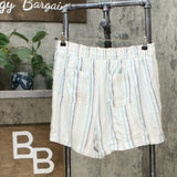 NWT Briggs Women's Smoked Waist Linen Blend Shorts. 1372191 Small