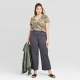 Universal Thread Women's High Rise Wide Leg Cropped Jeans
