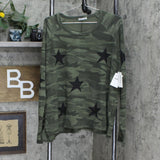 Sweet Romeo Womens Yummy Multi Star Print Top