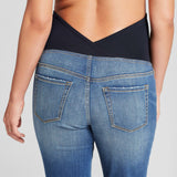 Isabel Maternity by Ingrid & Isabel Crossover Panel Skinny Crop Jeans