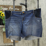 Isabel Maternity by Ingrid & Isabel Inset Panel Boyfriend Jean Shorts