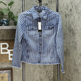 NWT DG2 By Diane Gilman Womens Frayed-Hem Denim Jacket. 724439 Medium