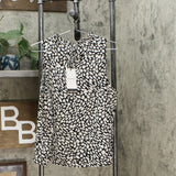 Who What Wear Women's Sleeveless Ruffle Neck Blouse