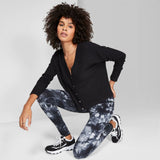 Wild Fable Women's Long Sleeve V-Neck Button Front Thermal Top