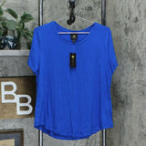 NWT JM Collection Petite Short Sleeve Shirttail Hem Knit Top. 88144UL477 PL