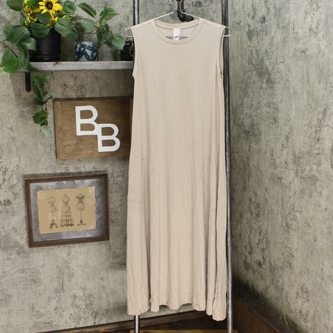 MarlaWynne WynneLayers Women's Sleeveless Dress With Pockets Sand XS