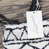 Universal Thread Womens Jacquard Print Paxton Tote Handbag