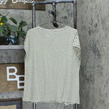 NWT Lisa Rinna Collection Women's Striped Pullover Knit Top. A366187 Medium