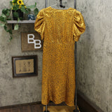 Who What Wear Women's Animal Spot Shirred Short Sleeve V-Neck Midi Dress