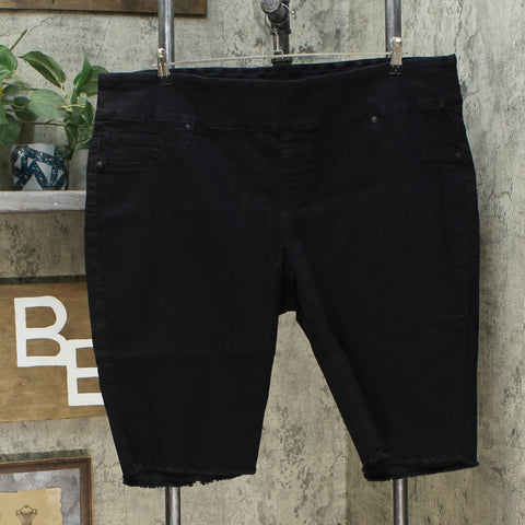 DG2 by Diane Gilman Classic Stretch Pull On Bermuda Shorts Black Plus 2X