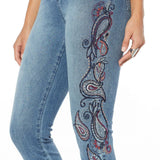 DG2 by Diane Gilman Women's Embroidered Pull-On Exposed Buttons Jeans