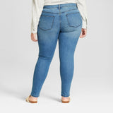 Universal Thread Women's Plus Size Washed Denim Jeggings