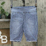 DG2 by Diane Gilman By Classic Stretch Pull On Bermuda Shorts Blue Petite Small