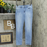 Laurie Felt Women's Classic Denim Boyfriend Jeans Light Wash 4