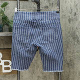 DG2 by Diane Gilman Classic Stretch Pull On Bermuda Shorts Blue Petite Medium